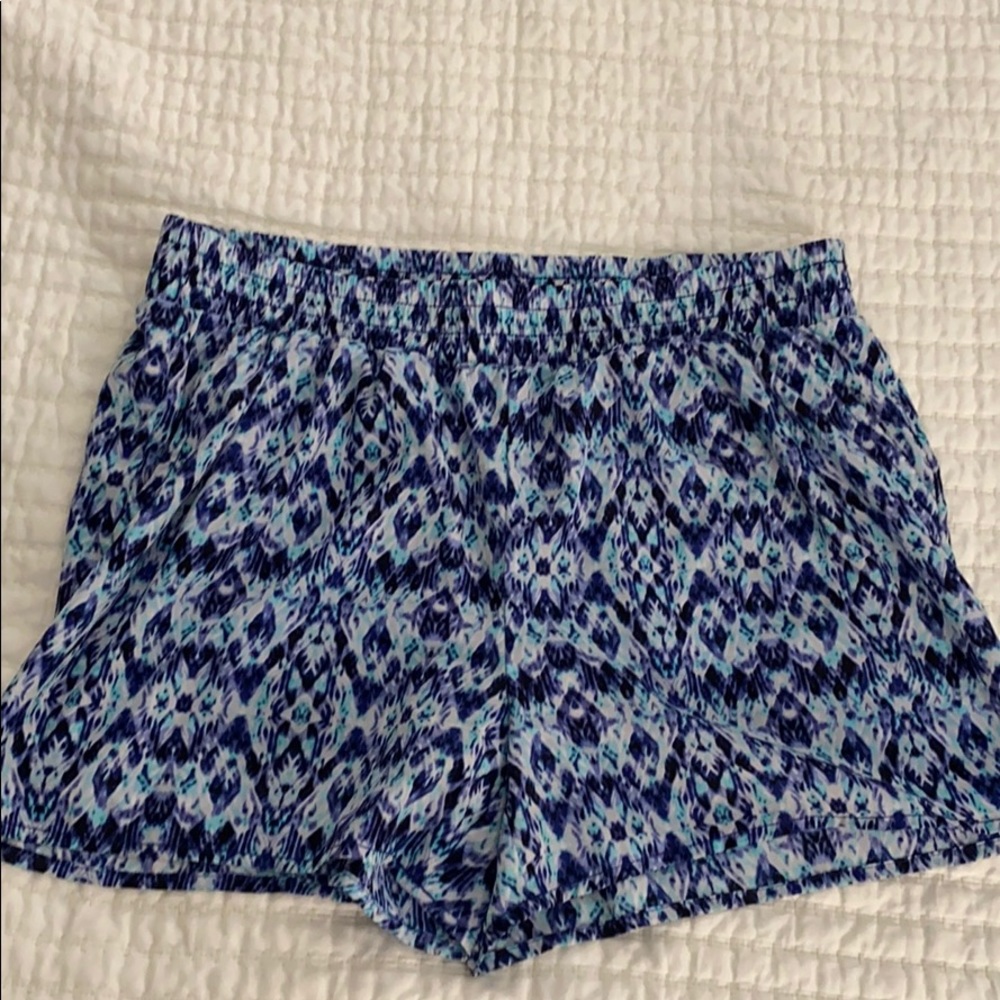 a.n.a shorts - size Medium